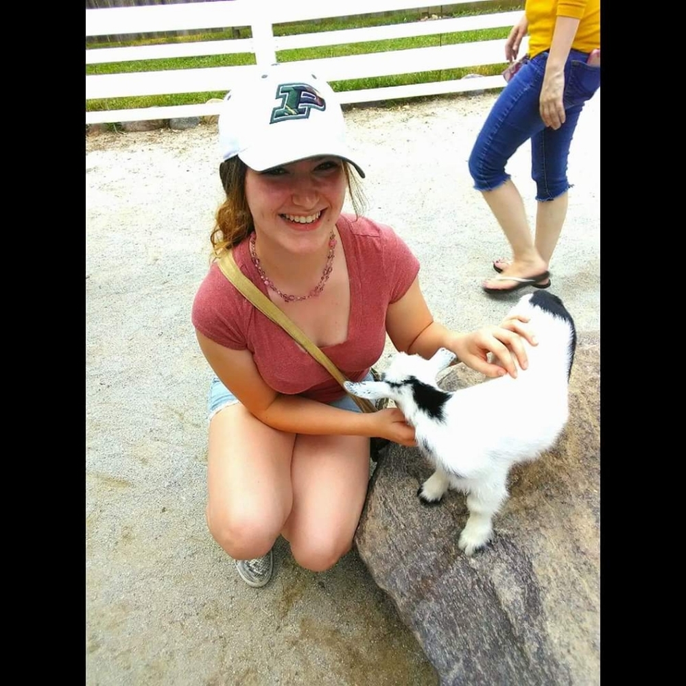 Meet your Posher, Kaitlyn